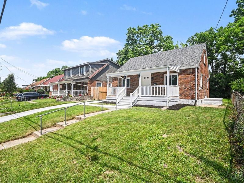 1186 Shepherd Lane, Lincoln Heights, OH 45215 Photo 3