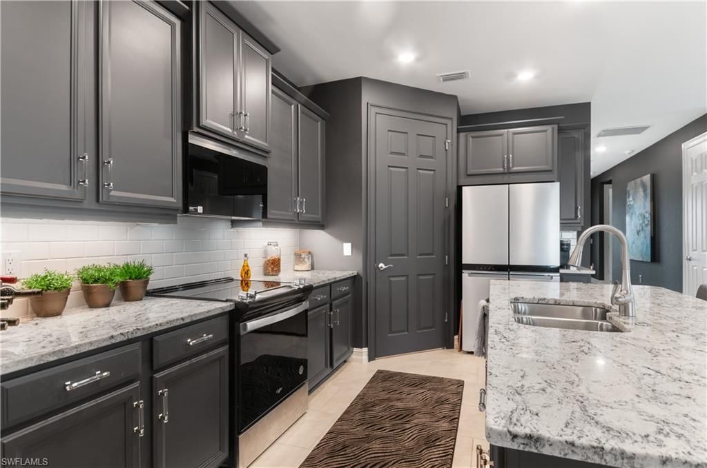 847 Stonewater Lake Ter W, Cape Coral, FL 33993 Photo