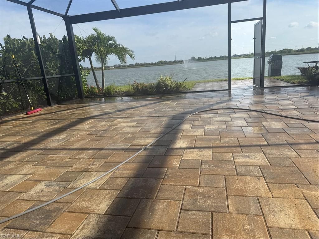 847 Stonewater Lake Ter W, Cape Coral, FL 33993 Photo