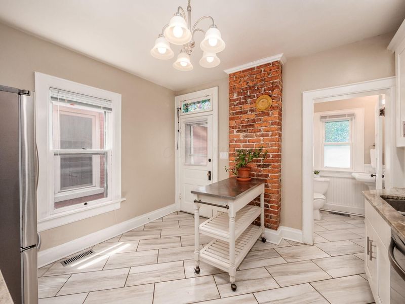 1285 Dennison Avenue, Columbus, OH 43201 Photo 13