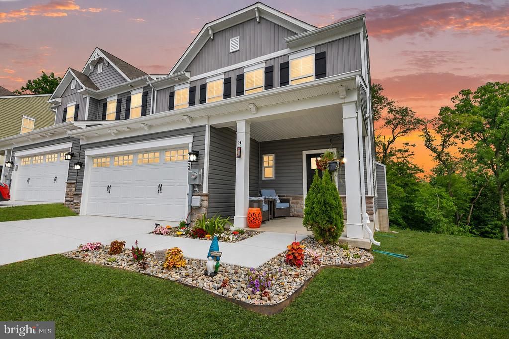 2820 TOWN VIEW CIRCLE, NEW WINDSOR, MD 21776