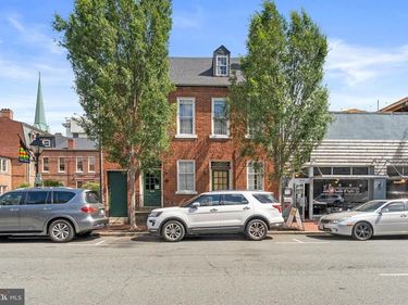 312 WILLIAM STREET , FREDERICKSBURG, VA 22401