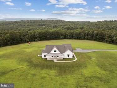886 MIDDLE FORK ROAD, CROSS JUNCTION, VA 22625