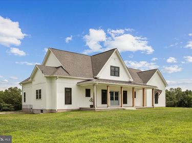 886 MIDDLE FORK ROAD, CROSS JUNCTION, VA 22625