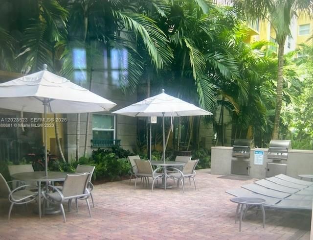 6001 SW 70th St , Unit 114, South Miami, FL 33143 Photo