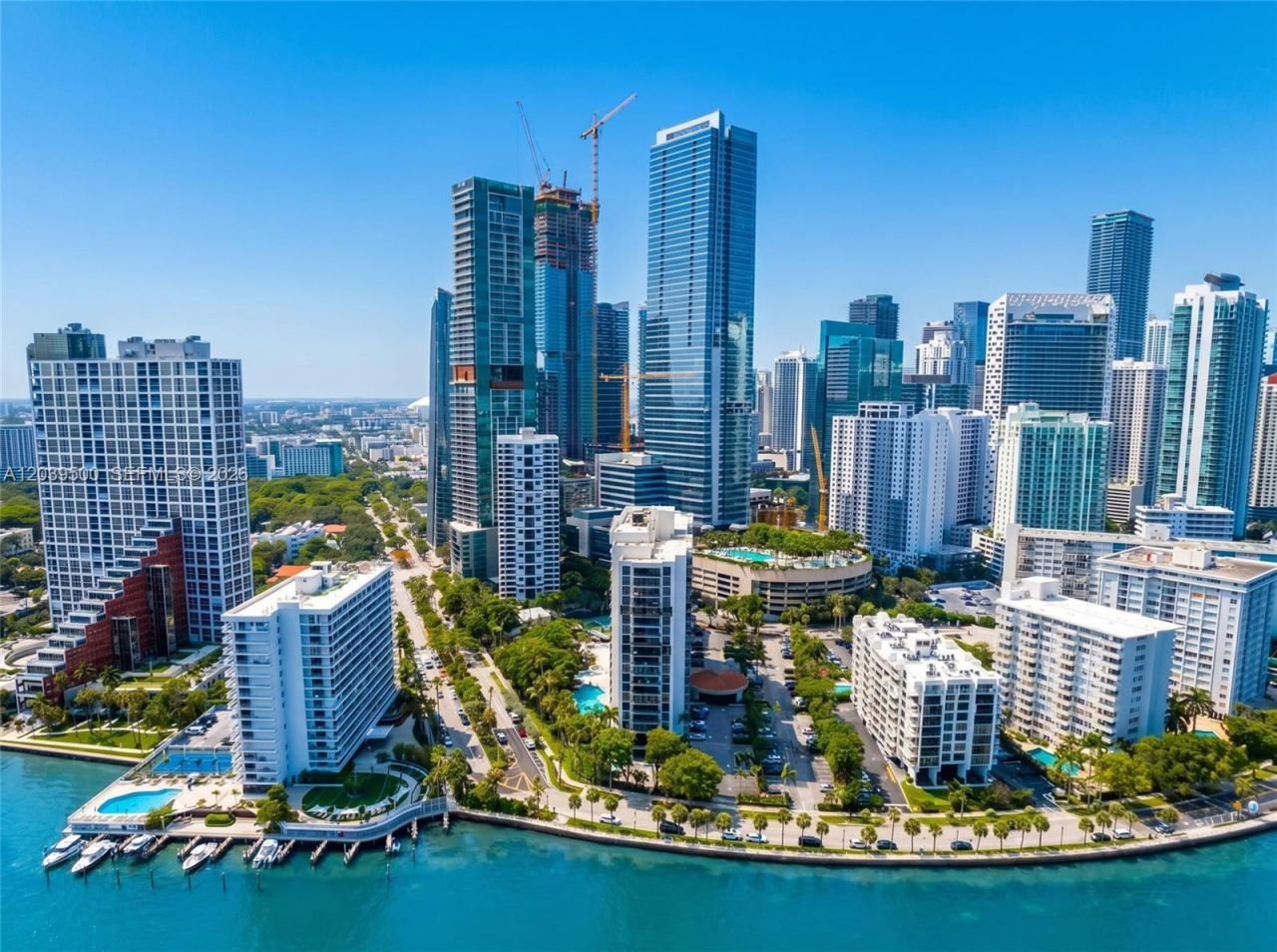 1450 Brickell Bay Dr, Unit 602, Miami, FL 33131 Photo