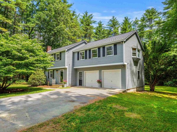 1 Danbury Circle, Amherst, NH 03031