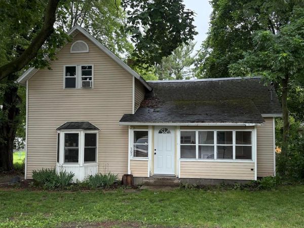 303 Rathburn, Howard City, MI 49329