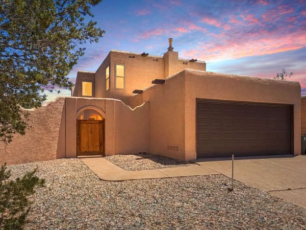 2981 Corte De Espuelas , Santa Fe, NM 87505