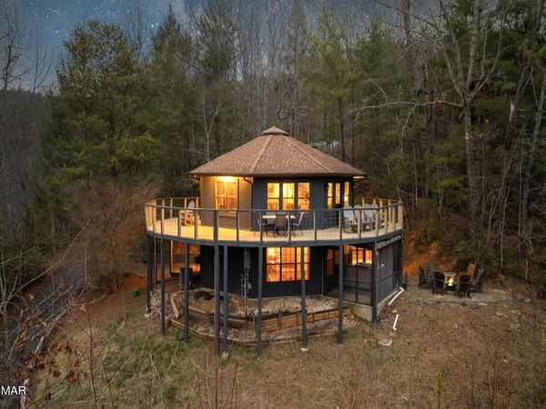3709 Eagle Lane, Gatlinburg, TN 37738