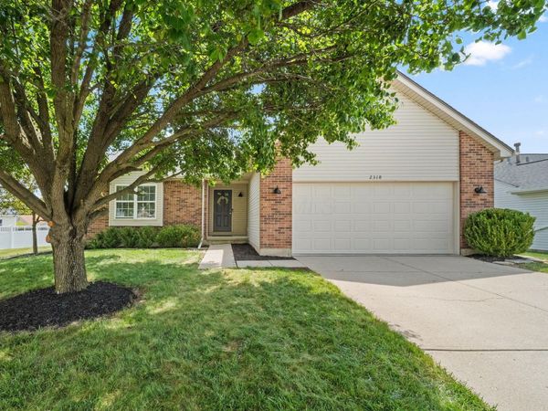 2318 Faircreek Ridge Drive, Fairborn, OH 45324