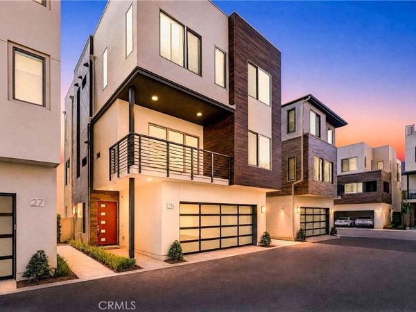 25 Ebb Tide, Newport Beach, CA 92663