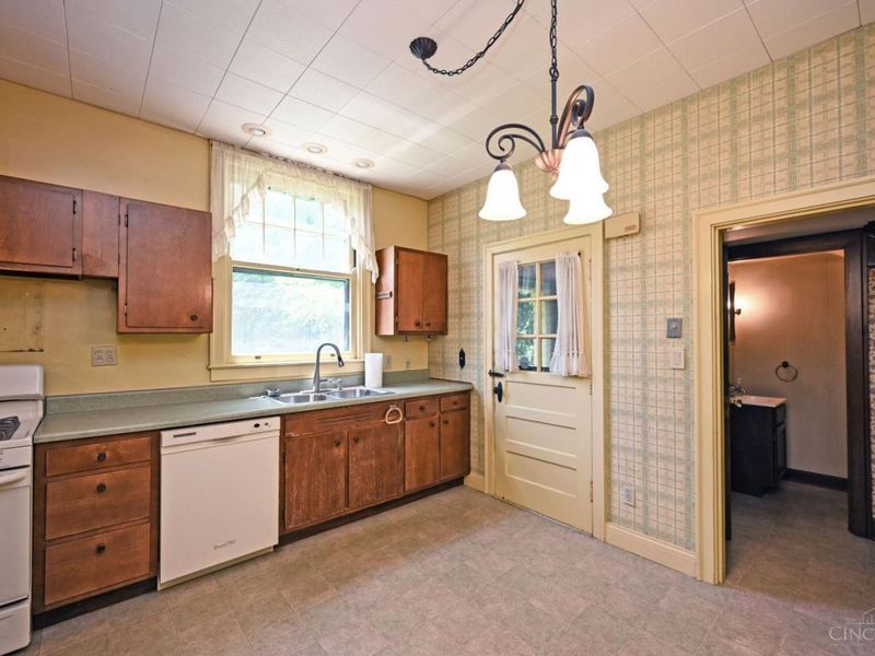 365 Terrace Avenue, Cincinnati, OH 45220 Photo 21