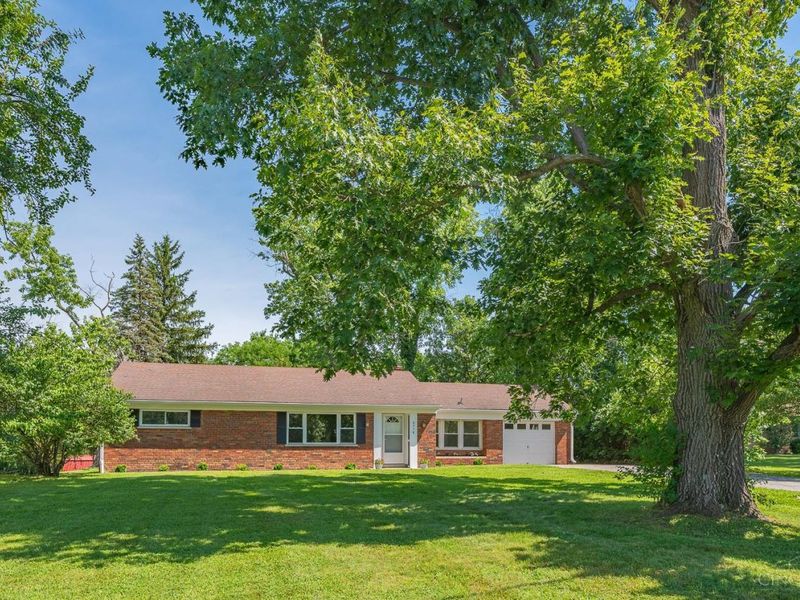 6718 Springdale Road, Cincinnati, OH 45247 Photo 1