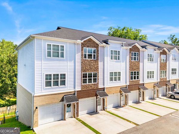 2021 Ocean Drive, Atlanta, GA 30318