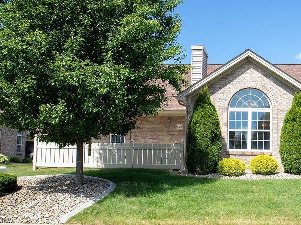 695 E Western Reserve Road , Poland, OH 44514