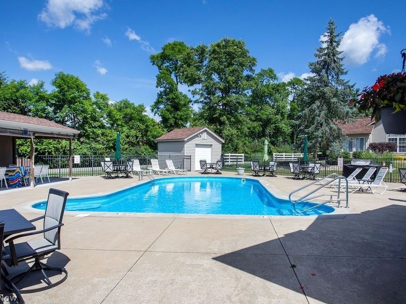 695 E Western Reserve Road , Poland, OH 44514 Photo 27