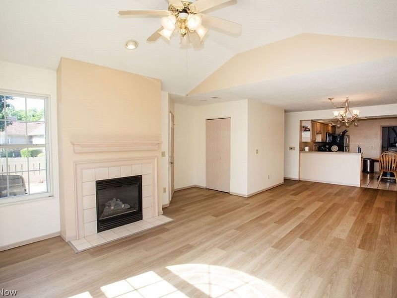 695 E Western Reserve Road , Poland, OH 44514 Photo 9