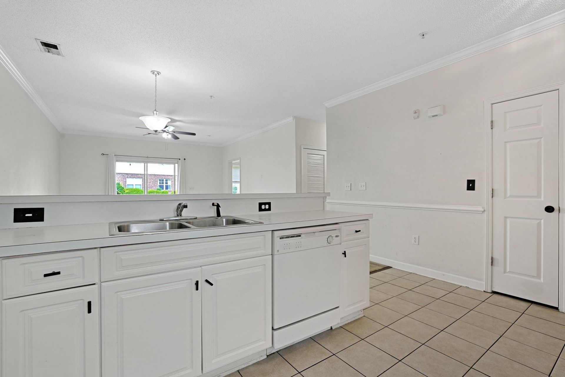801 Crumpet Ct.  Photo 10