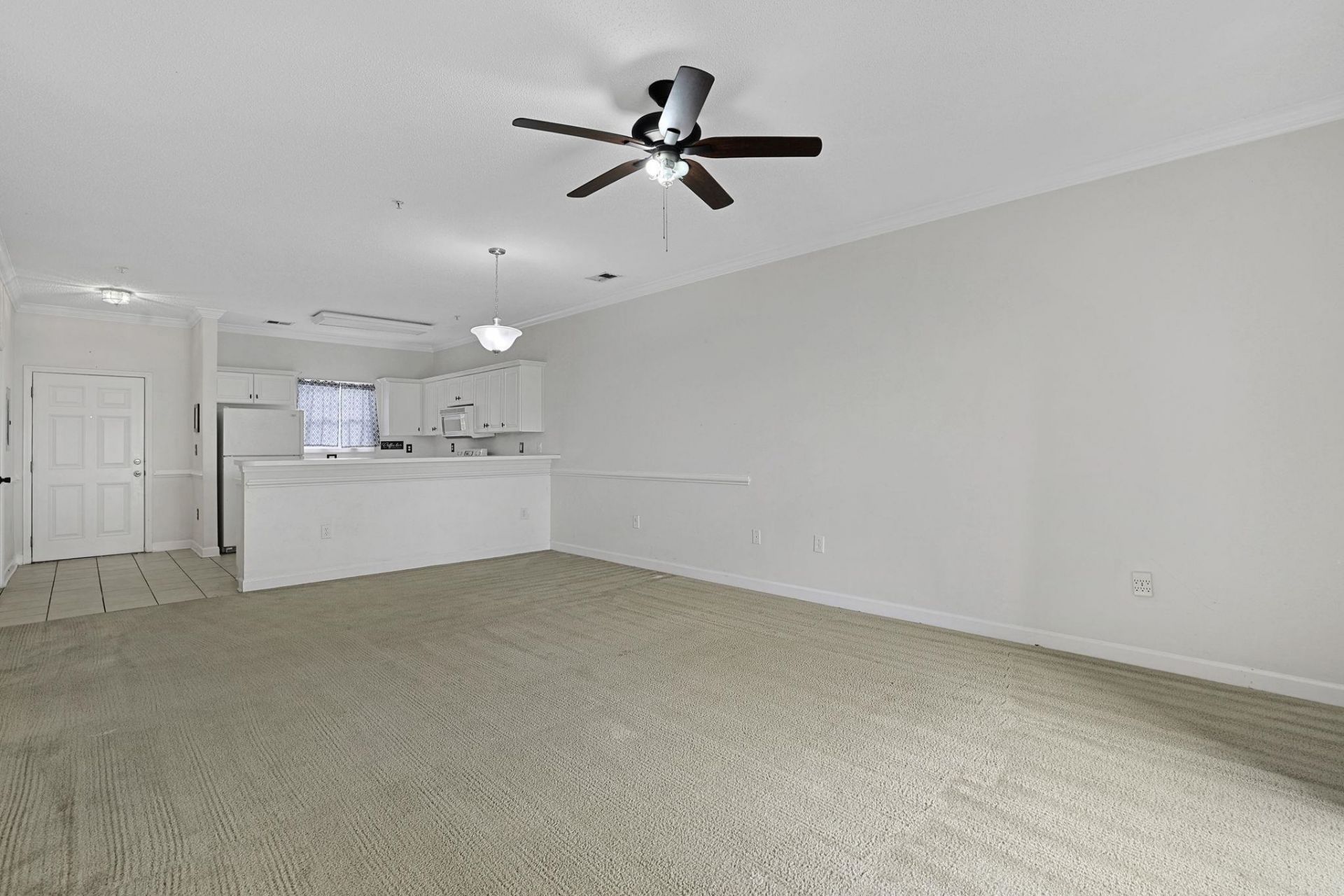 801 Crumpet Ct.  Photo 4