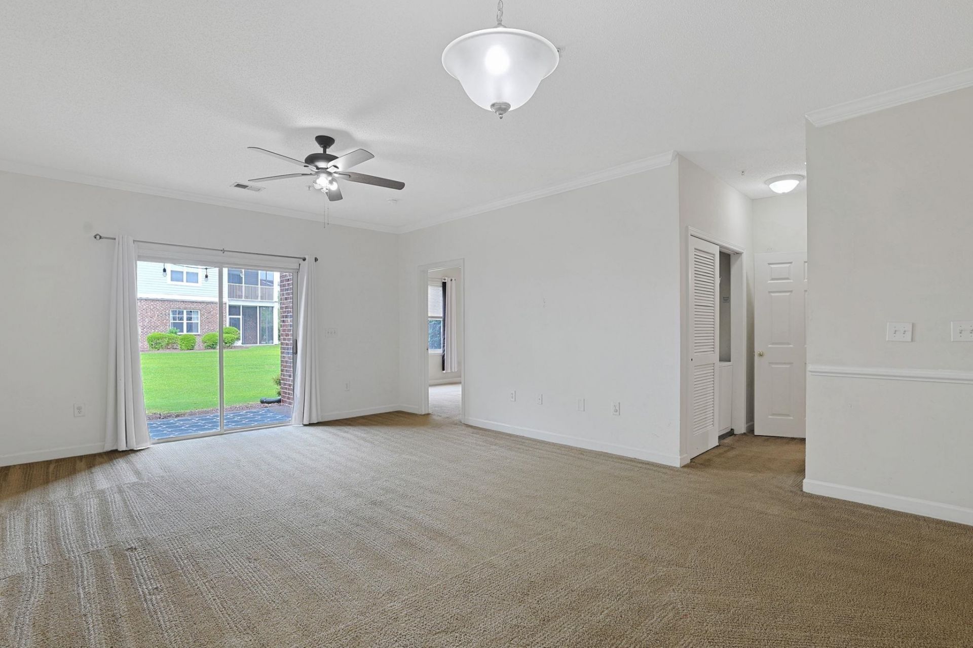 801 Crumpet Ct.  Photo 5