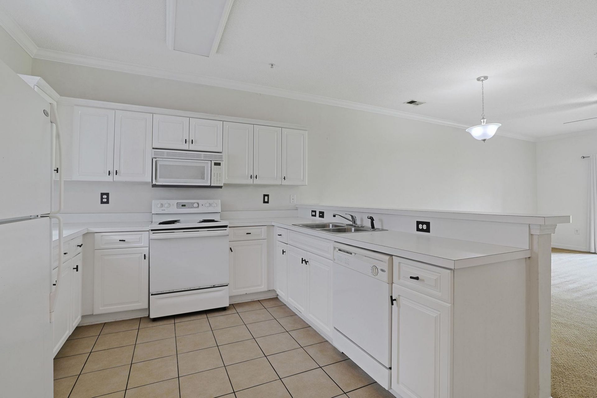 801 Crumpet Ct.  Photo 9