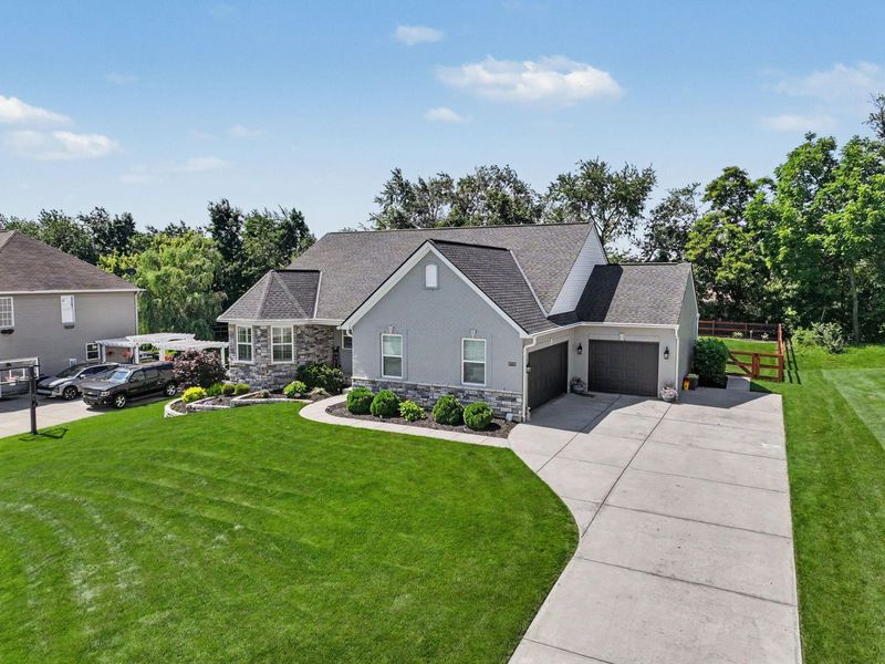 9725 Manassas Drive, Florence, KY 41042 Photo 2