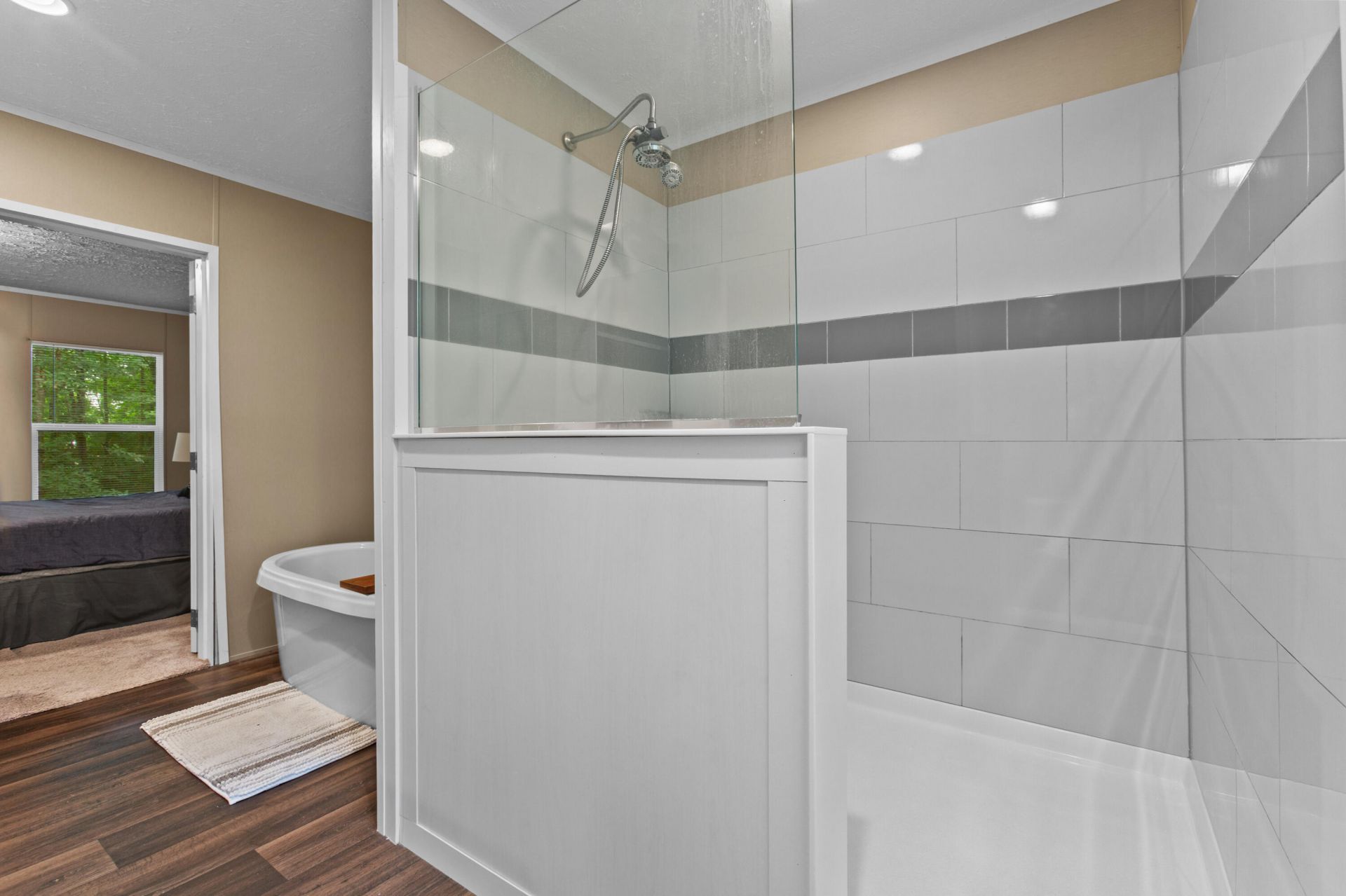 193 Mott Drive Photo 17