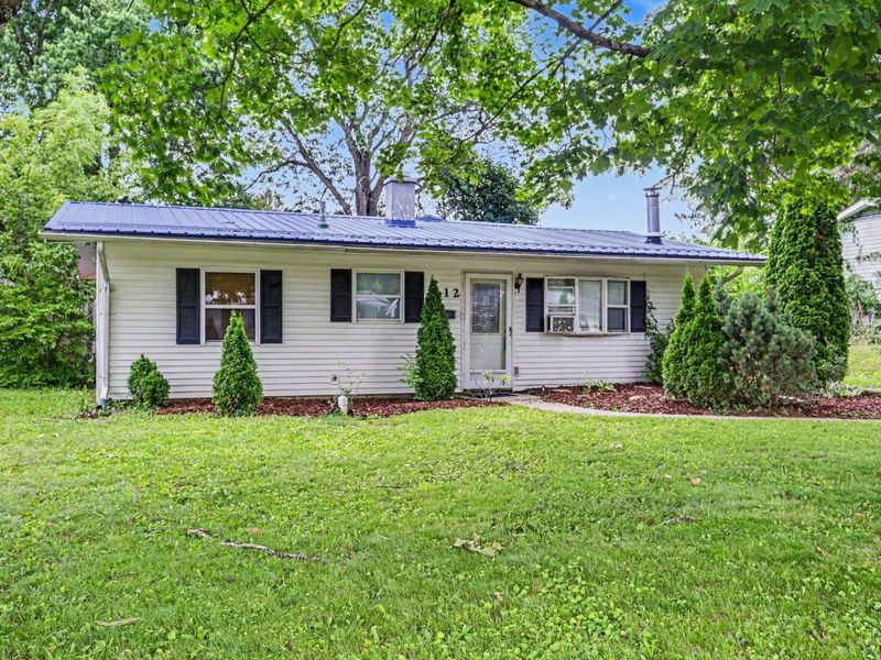 712 Meadow Drive , Newark, OH 43055 Photo 3