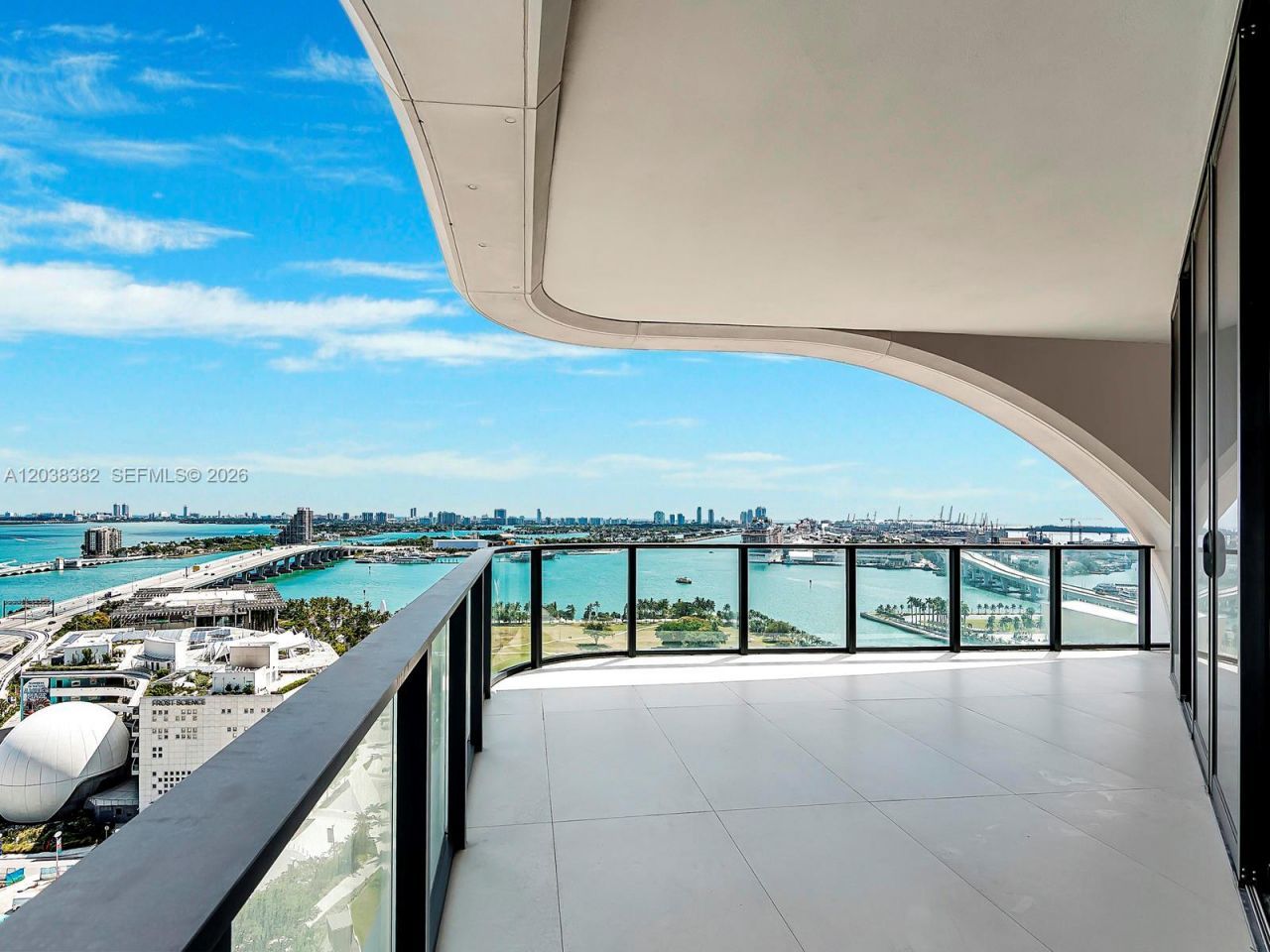 1000 Biscayne Blvd , Unit 2002, Miami, FL 33132 Photo