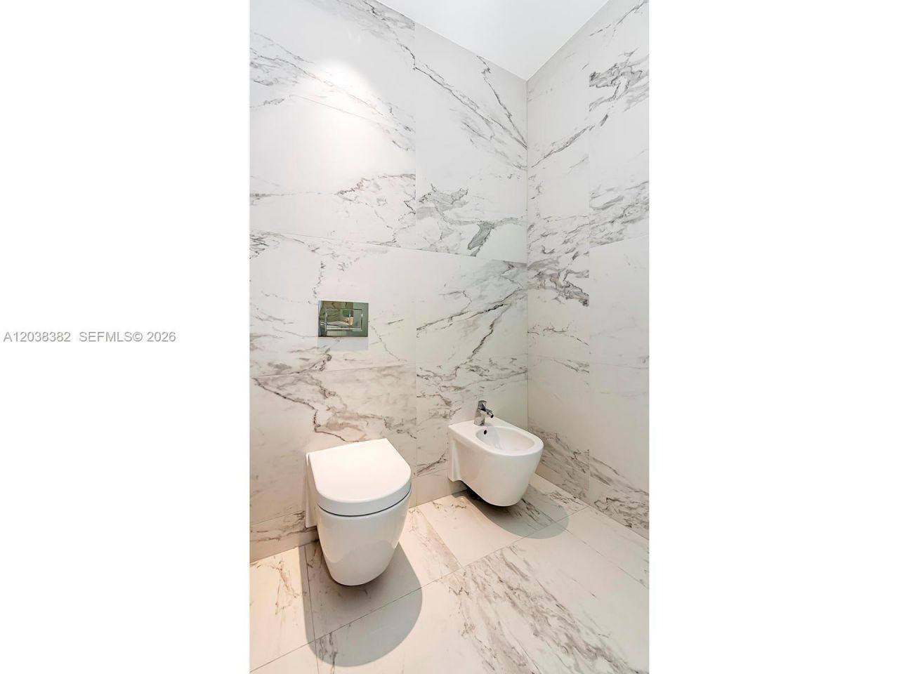 1000 Biscayne Blvd , Unit 2002, Miami, FL 33132 Photo