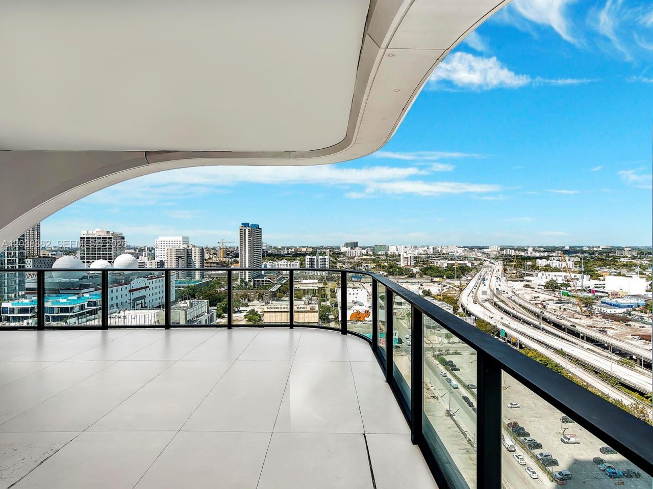 1000 Biscayne Blvd , Unit 2002, Miami, FL 33132 Photo