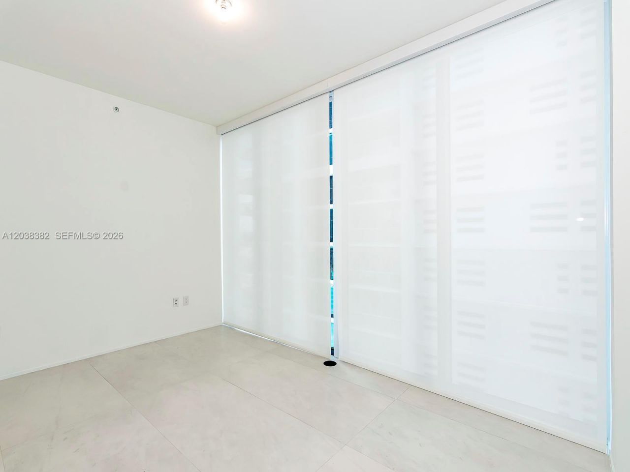 1000 Biscayne Blvd , Unit 2002, Miami, FL 33132 Photo