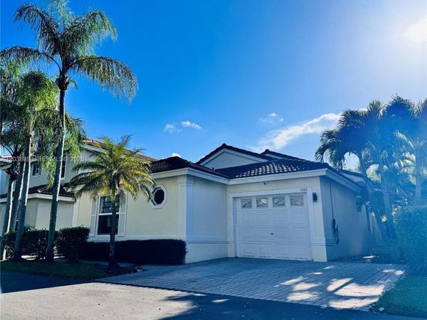 1480 Sweetbay Way , Hollywood, FL 33019