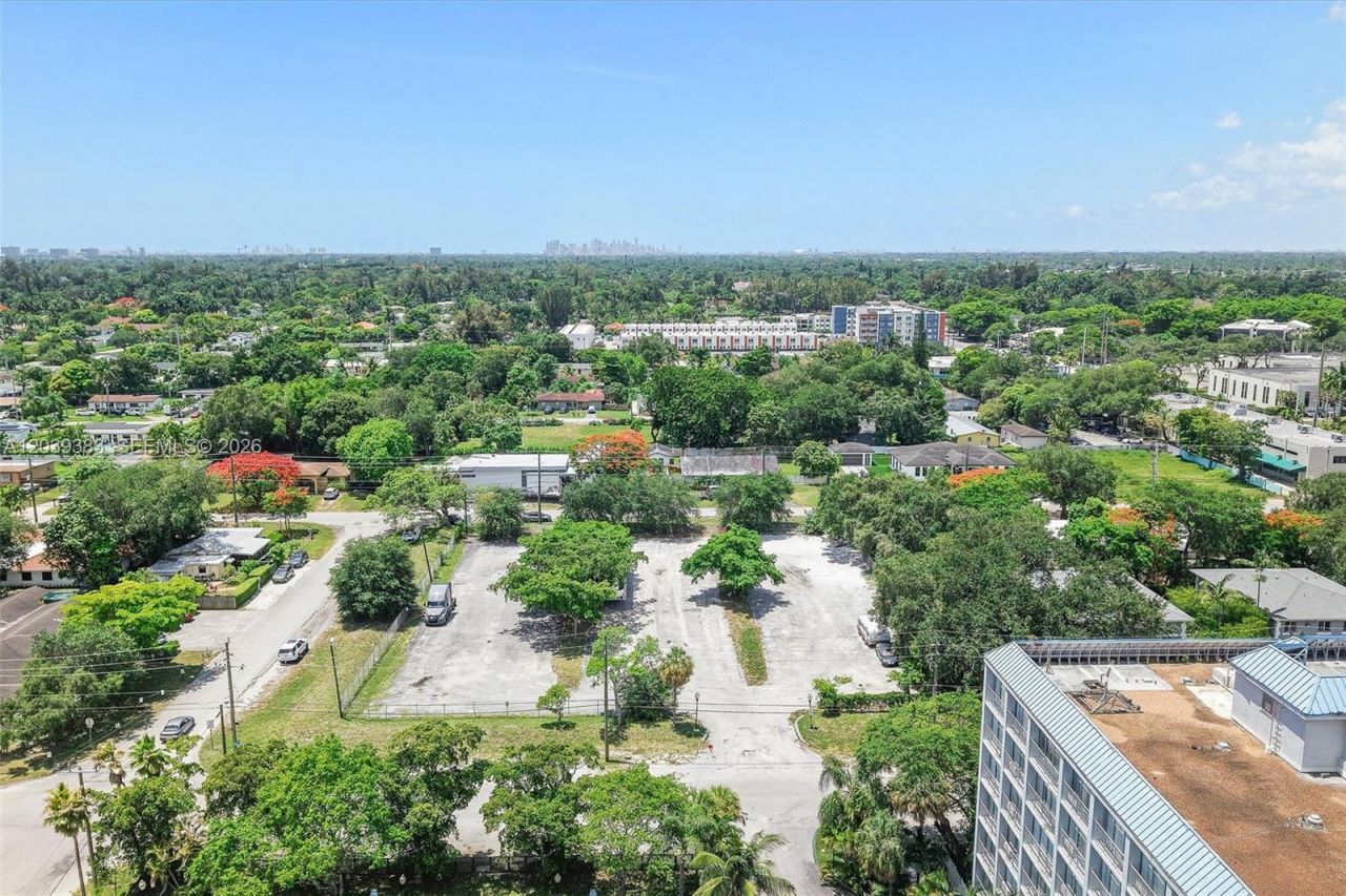 1st Ave NW 166 St , Miami, FL 33169 Photo