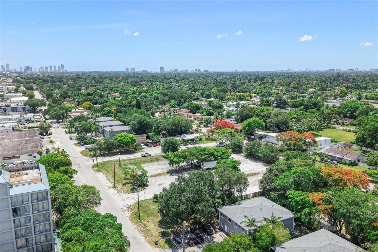 1st Ave NW 166 St , Miami, FL 33169 Photo