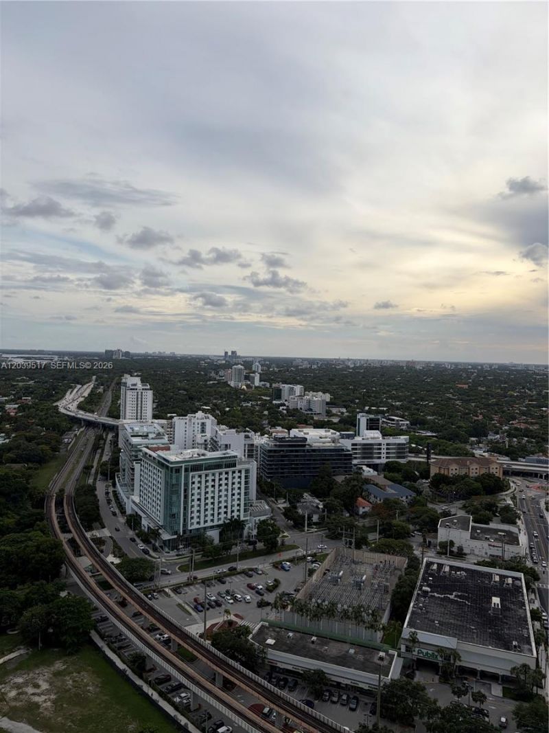 60 SW 13th St, Unit 2819, Miami, FL 33130 Photo