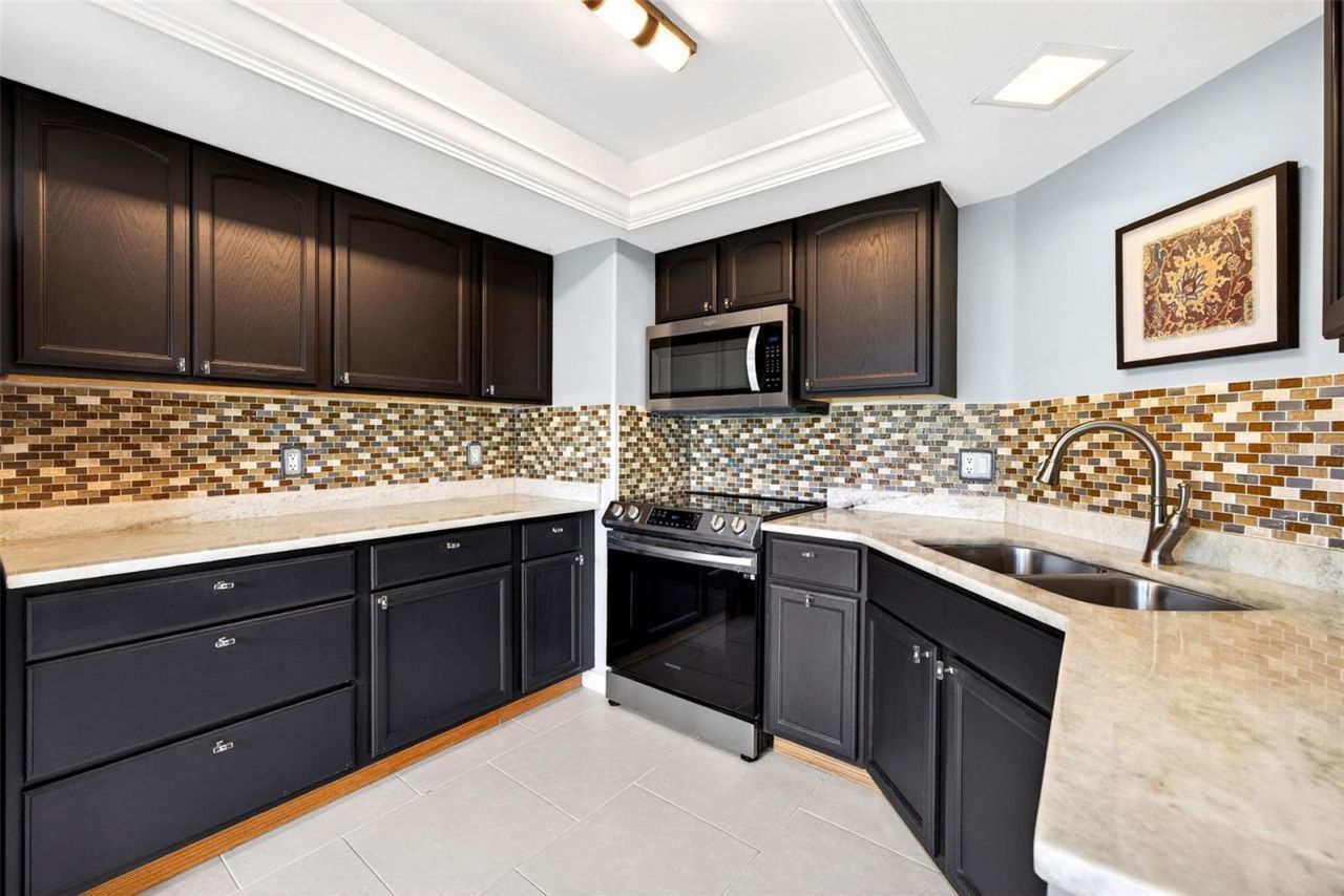 1990 Leisure Drive, Unit 3, Fort Myers, FL 33907 Photo
