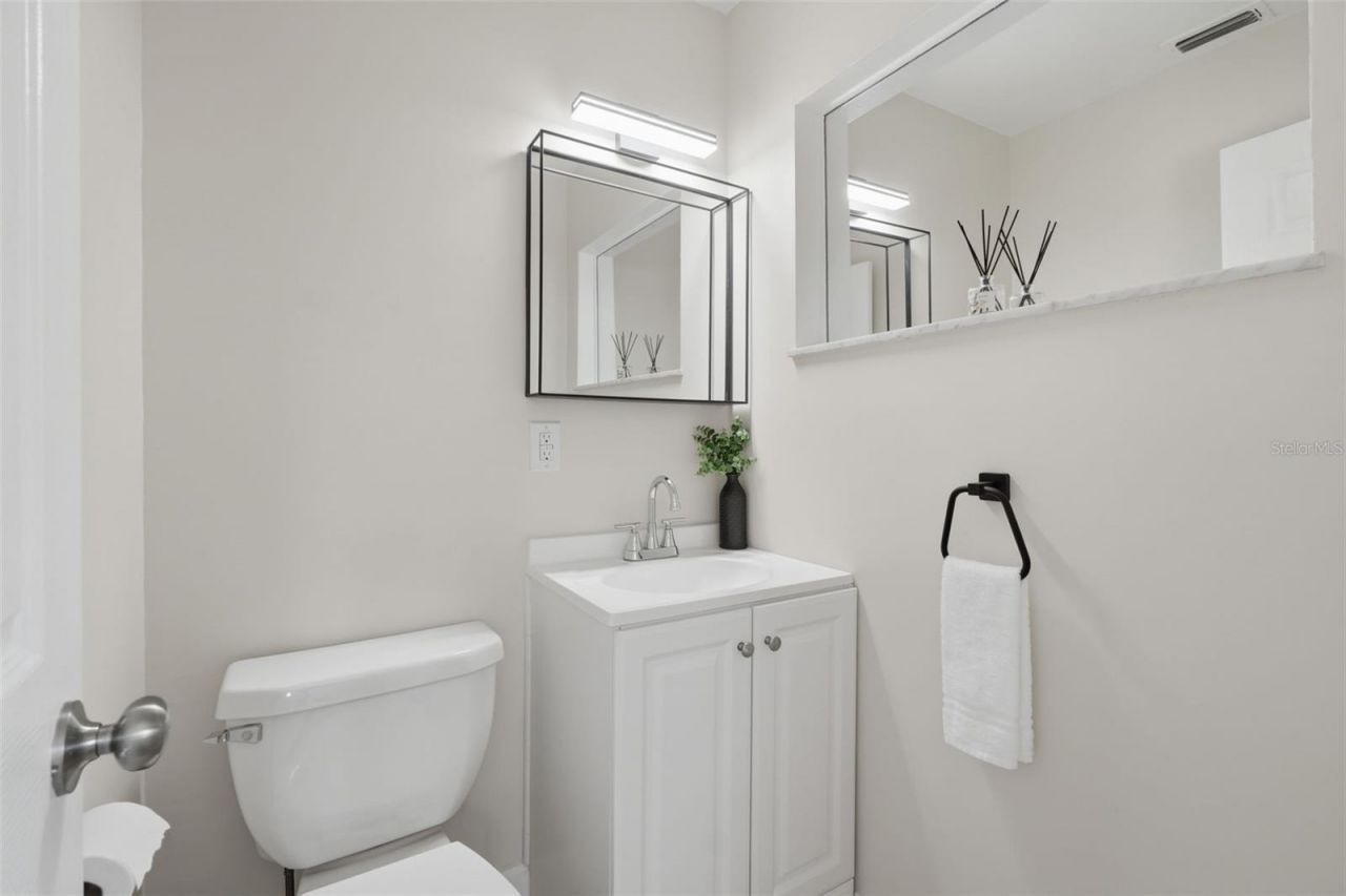 2204 Sandalwood Drive, Fern Park, FL 32730 Photo