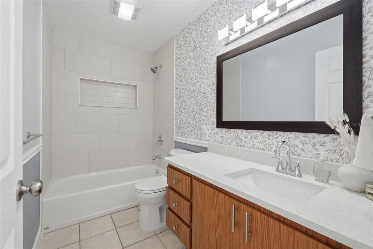 2204 Sandalwood Drive, Fern Park, FL 32730 Photo