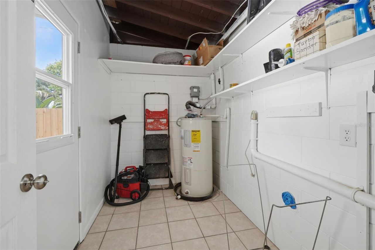 2204 Sandalwood Drive, Fern Park, FL 32730 Photo