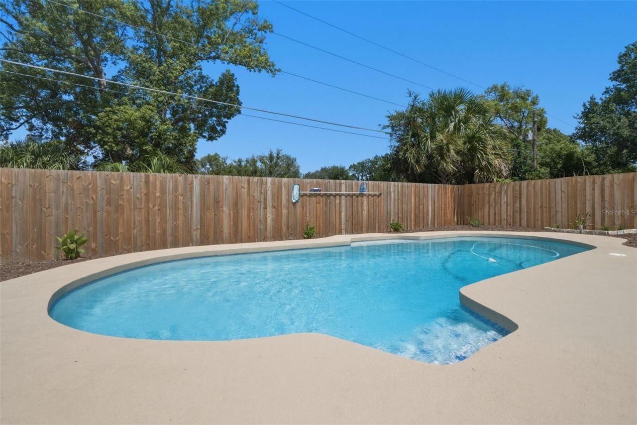 2204 Sandalwood Drive, Fern Park, FL 32730 Photo