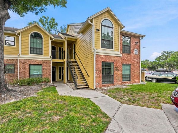 8642 MALLARD RESERVE DRIVE , Unit 101, TAMPA, FL 33614