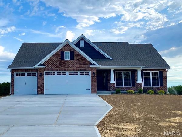 26300 Harmony Hills Drive , Warrenton, MO 63383