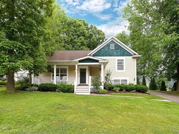 411 Springwell Lane , Genoa Twp, MI 48843