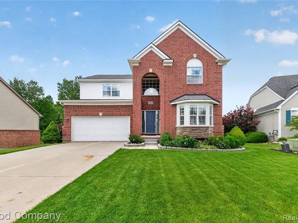 1020 Cross Street, Oxford Twp, MI 48371
