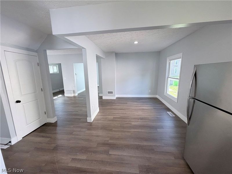 337 Lucas Street, Barberton, OH 44203 Photo 17