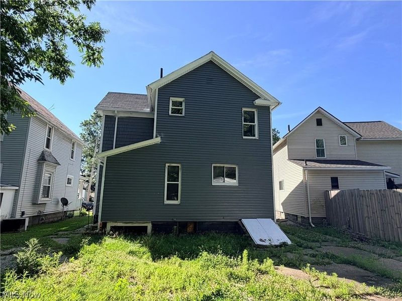 337 Lucas Street, Barberton, OH 44203 Photo 33