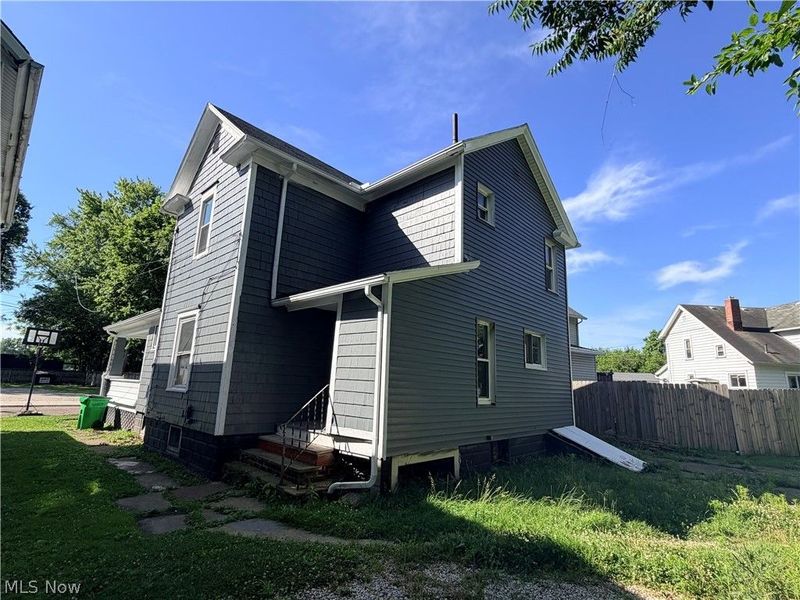 337 Lucas Street, Barberton, OH 44203 Photo 34