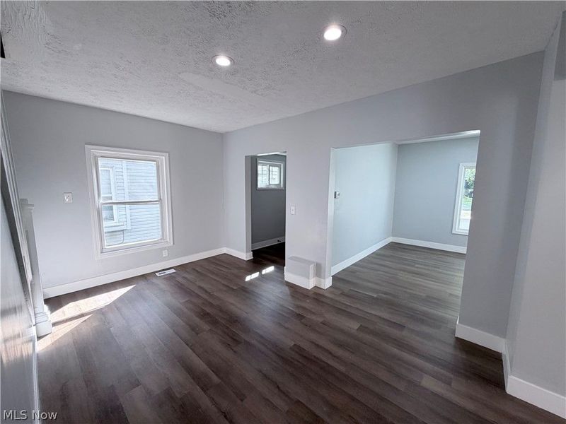 337 Lucas Street, Barberton, OH 44203 Photo 6